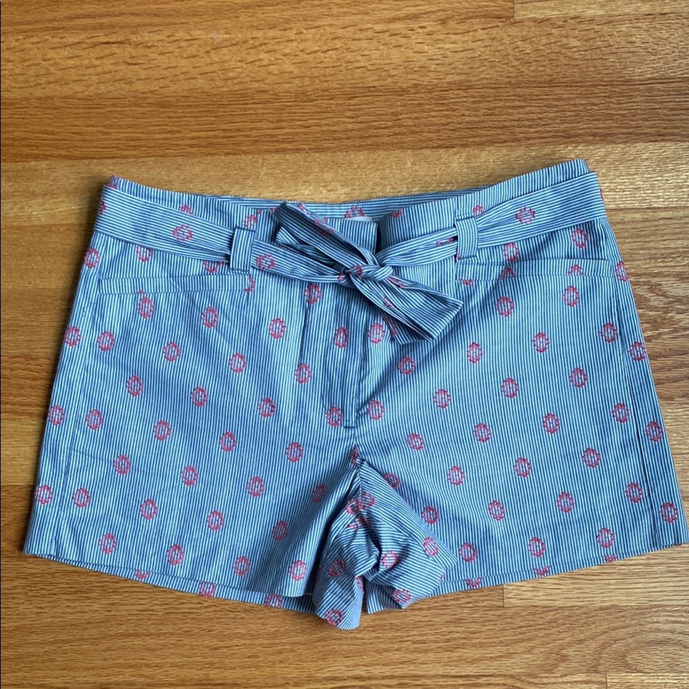 Loft Ann Taylor Striped Shorts Size 6